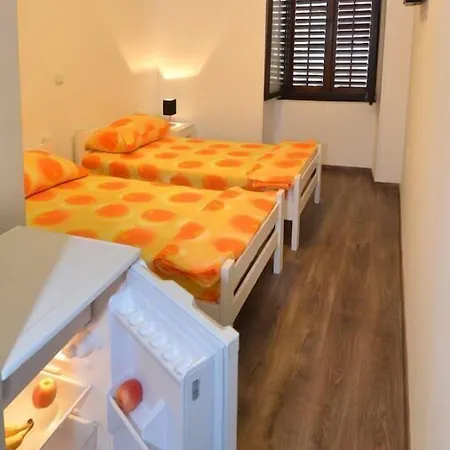 Studio In Gæstehus 3*