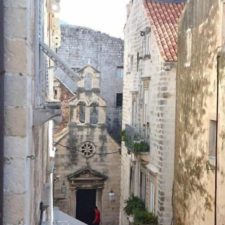 In בית הארחה
